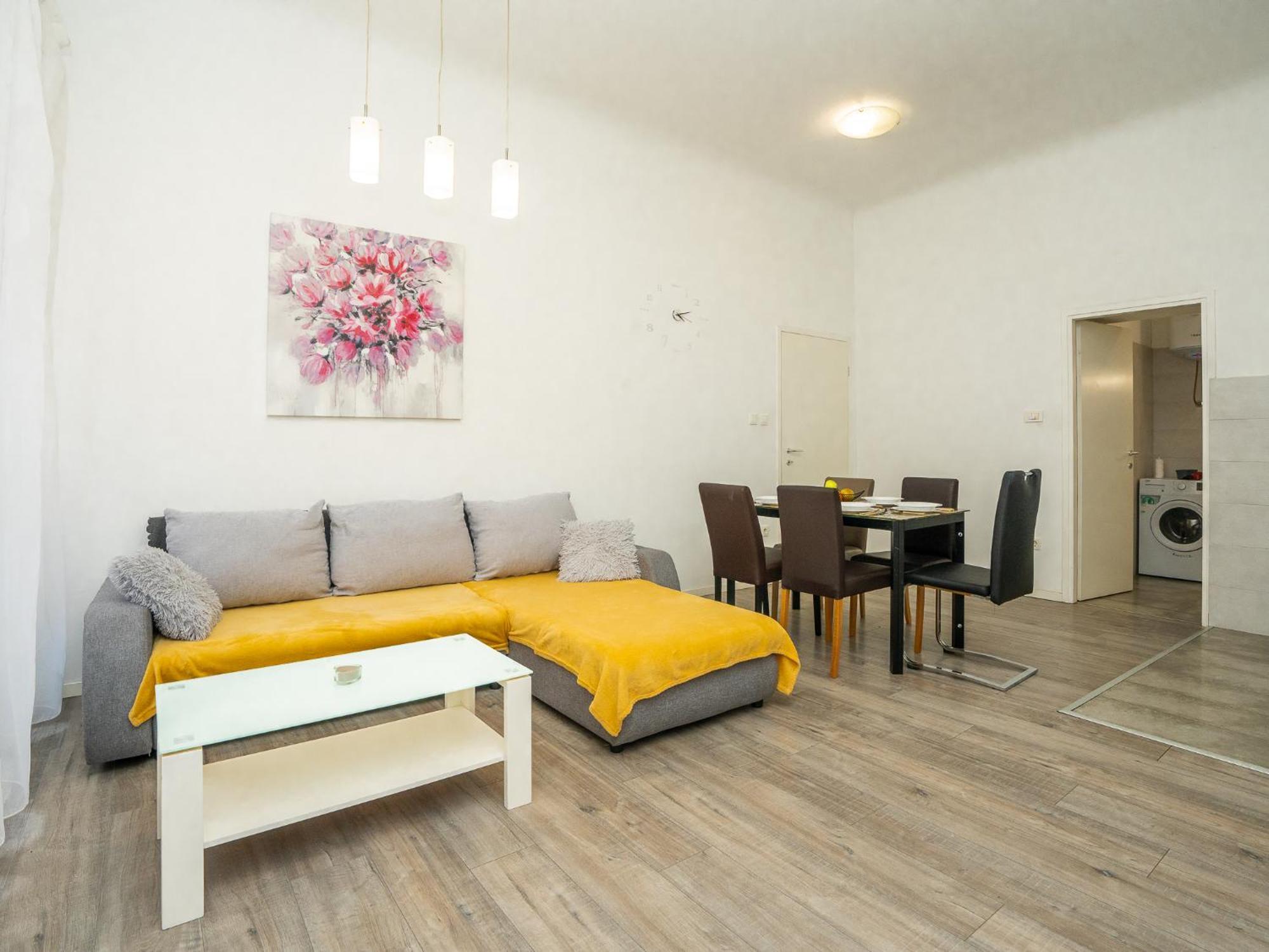 Apartments Lucija & Katia リエカ エクステリア 写真